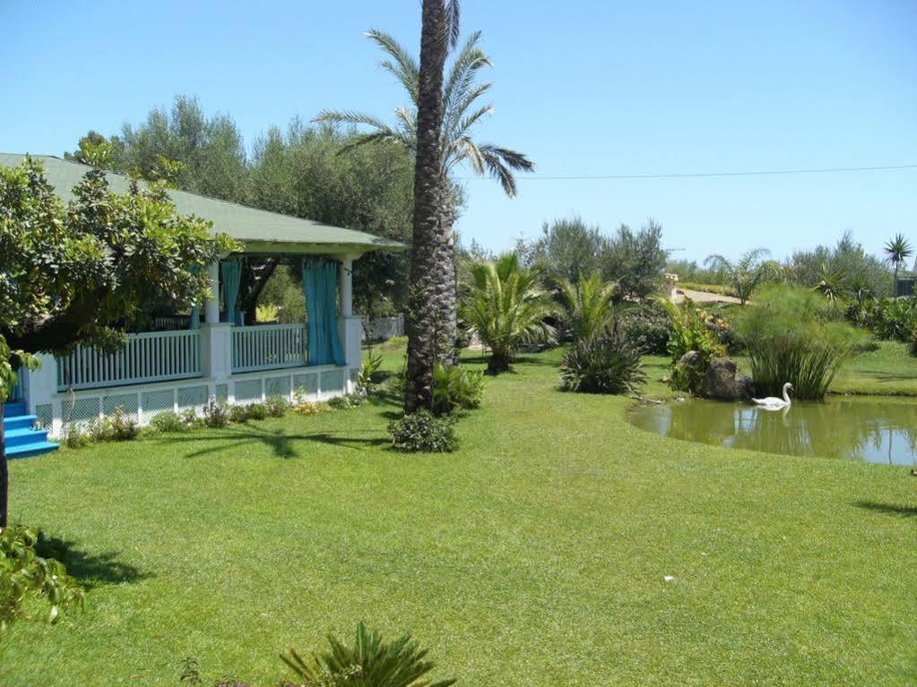 Hotel Mediterraneo Santa Maria Navarrese Exterior foto