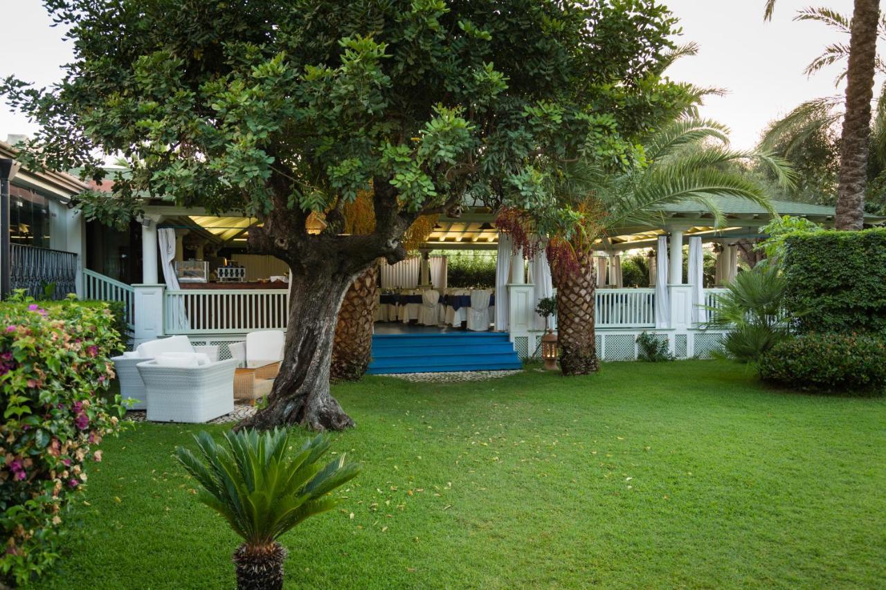 Hotel Mediterraneo Santa Maria Navarrese Exterior foto